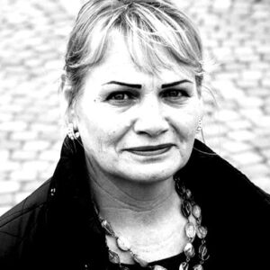 porota_Sorya-Post-2-e1493586014688-blackwhite