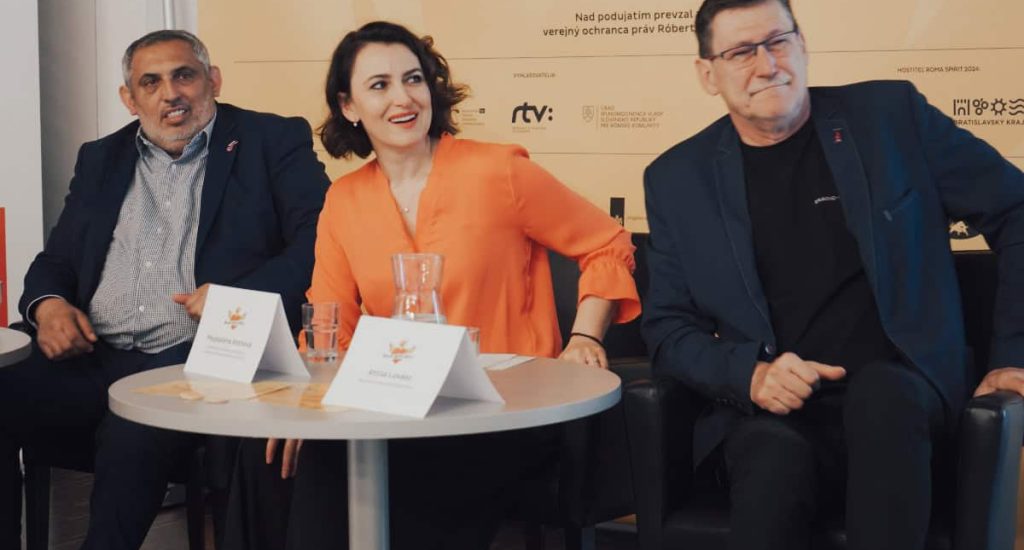 ©Roma Spirit 2024-Alexander Daško, Splnomocnenec vlády SR pre rómske komunity, Magdaléna Rothová, riaditeľka Asociácie pre kultúru, vzdelávanie a komunikáciu (ACEC) a Attila Lovász, Rozhlas a televízia Slovenska